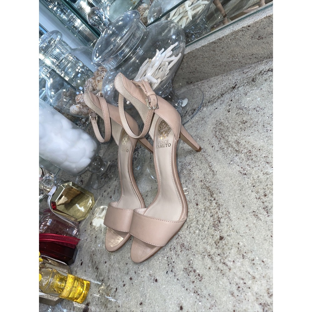 Vince Camuto VC COURT Women Ankle Strap Leather Sandals 7.5 Nude Beige